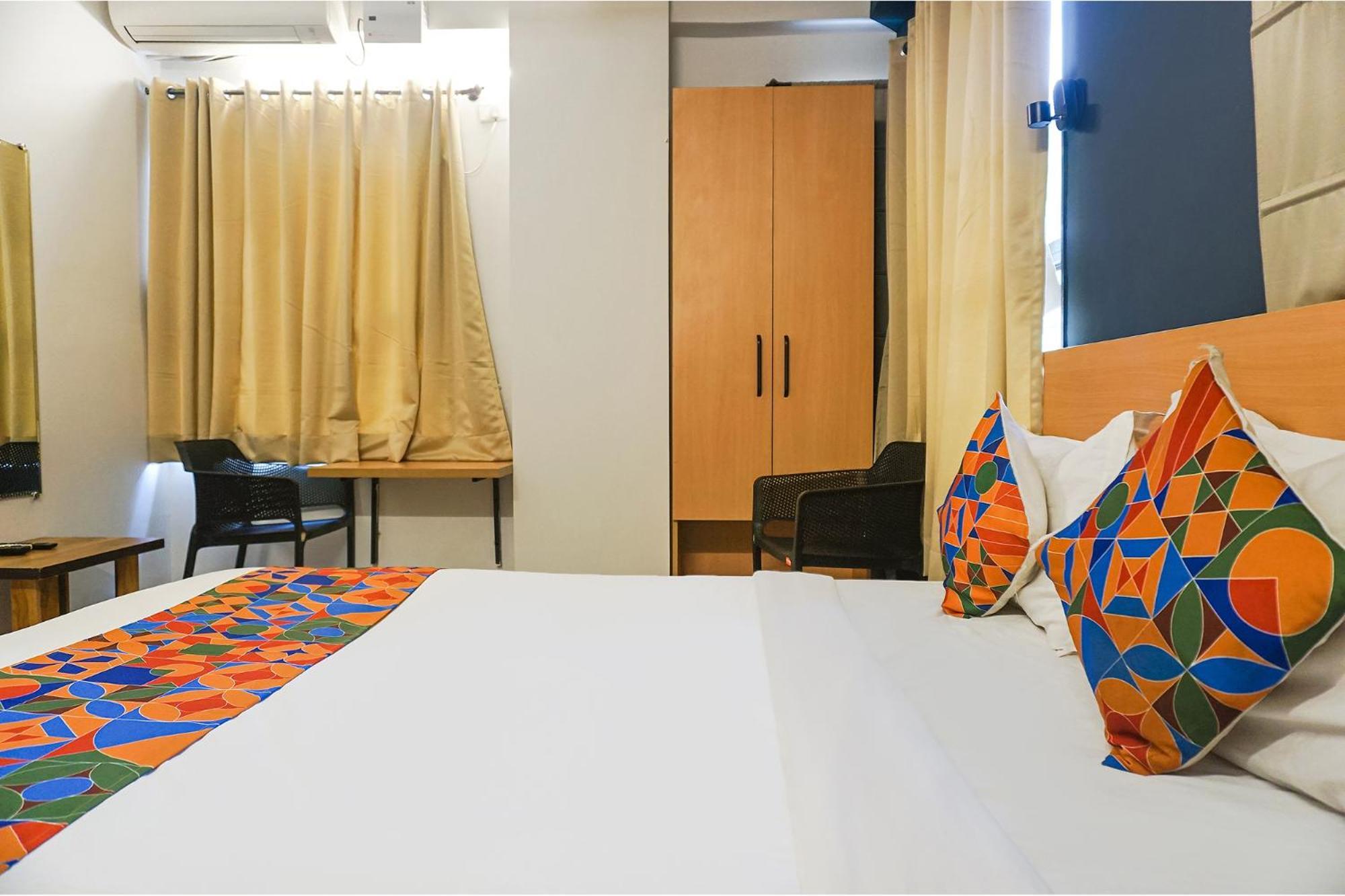 Fabhotel Aura Homes - Nr Khandoba Mandir Pimpri-Chinchwad Ngoại thất bức ảnh