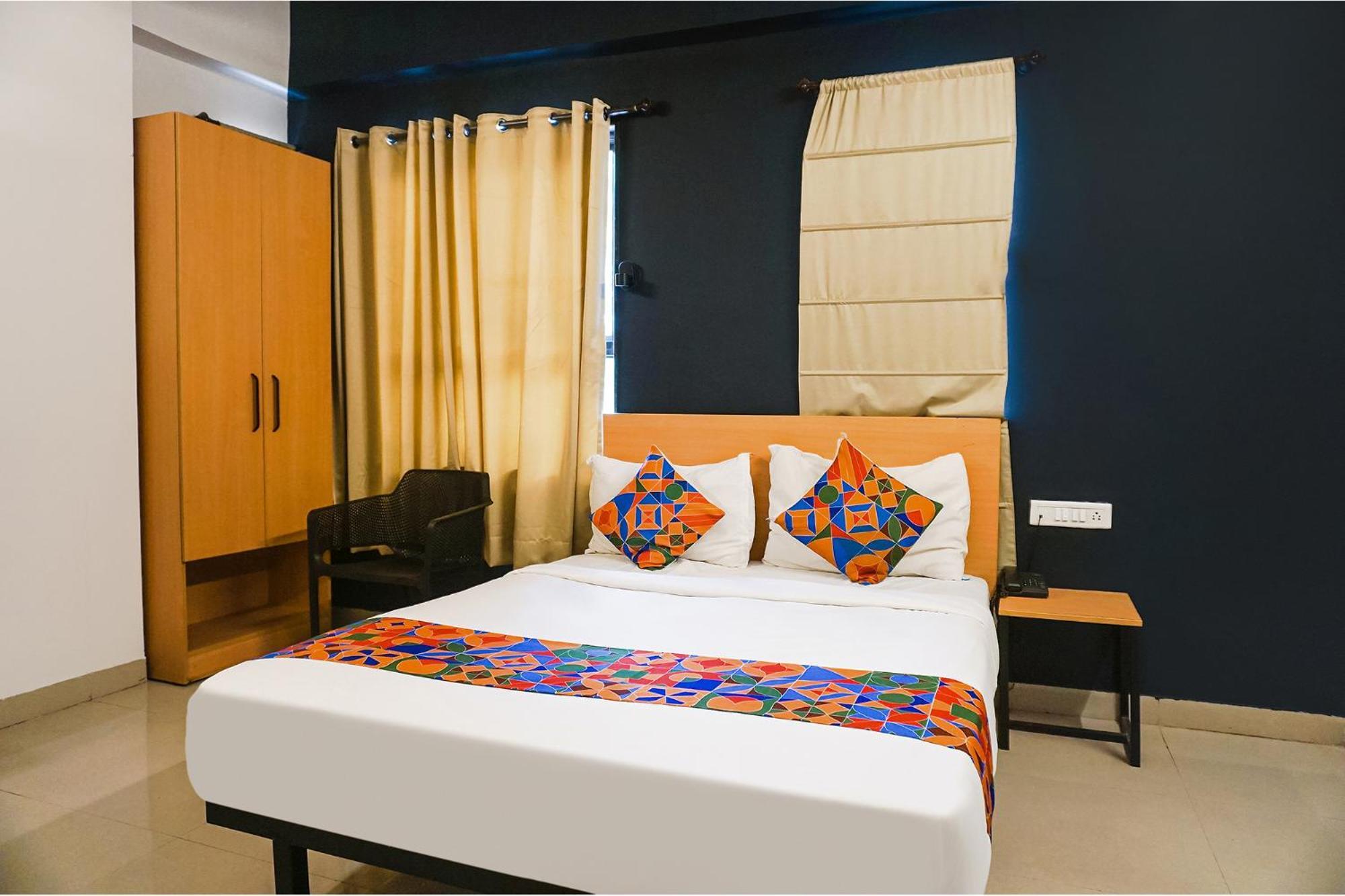 Fabhotel Aura Homes - Nr Khandoba Mandir Pimpri-Chinchwad Ngoại thất bức ảnh